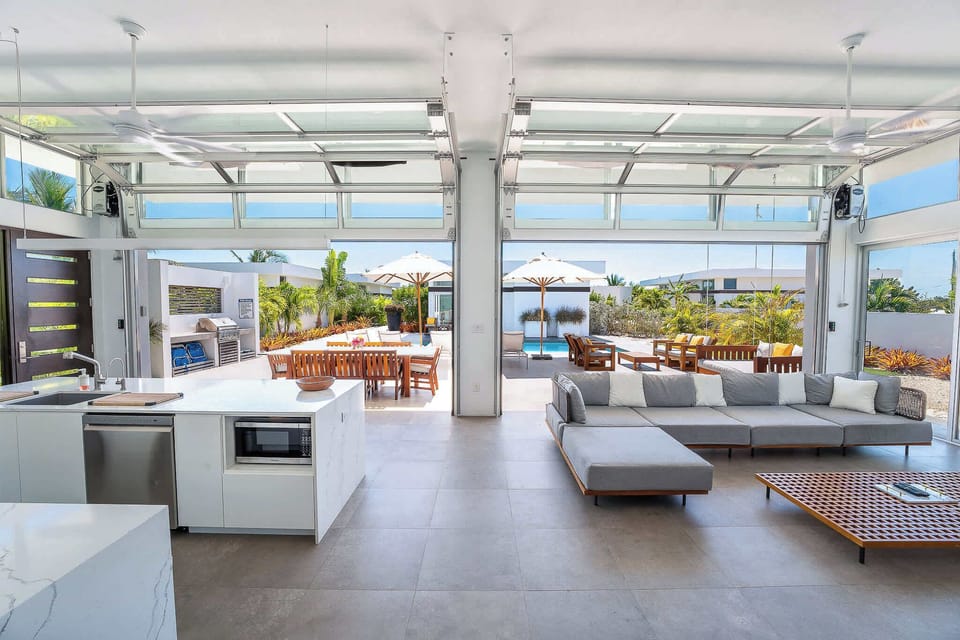 Villa, Multiple Beds, Pool Access, Ocean View (Family Beach Villa 9) | Interior