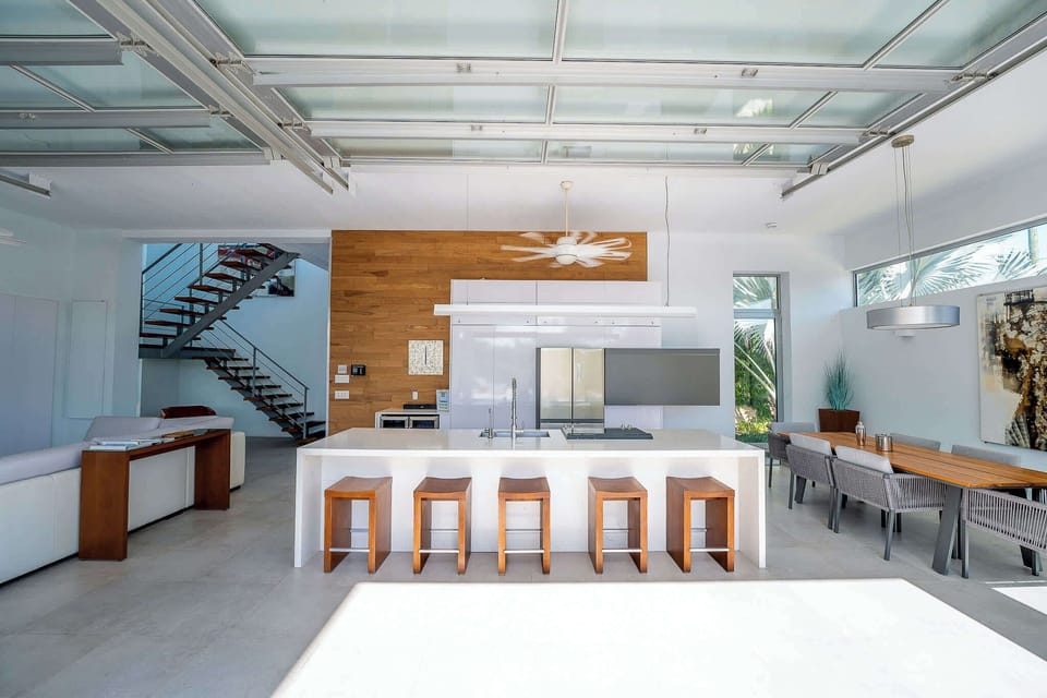Villa, Multiple Beds, Pool Access, Ocean View (Oceanview Villa 1) | Interior