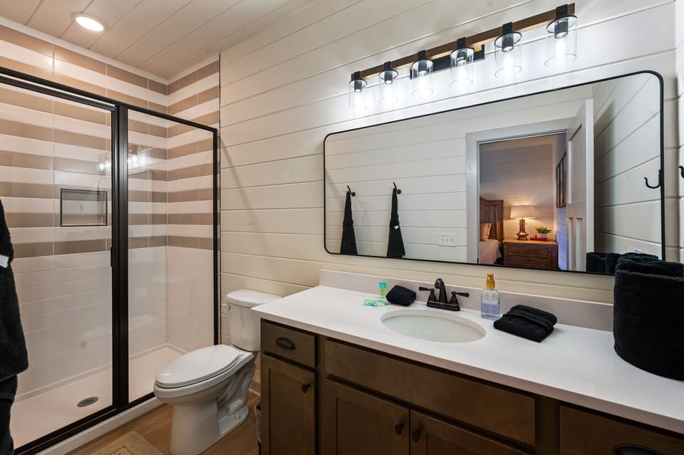 En Suite main floor back bathroom (shower only)