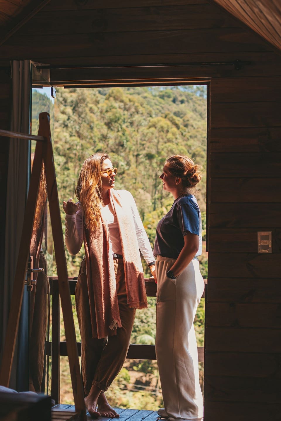 Honeymoon Cabin | Interior