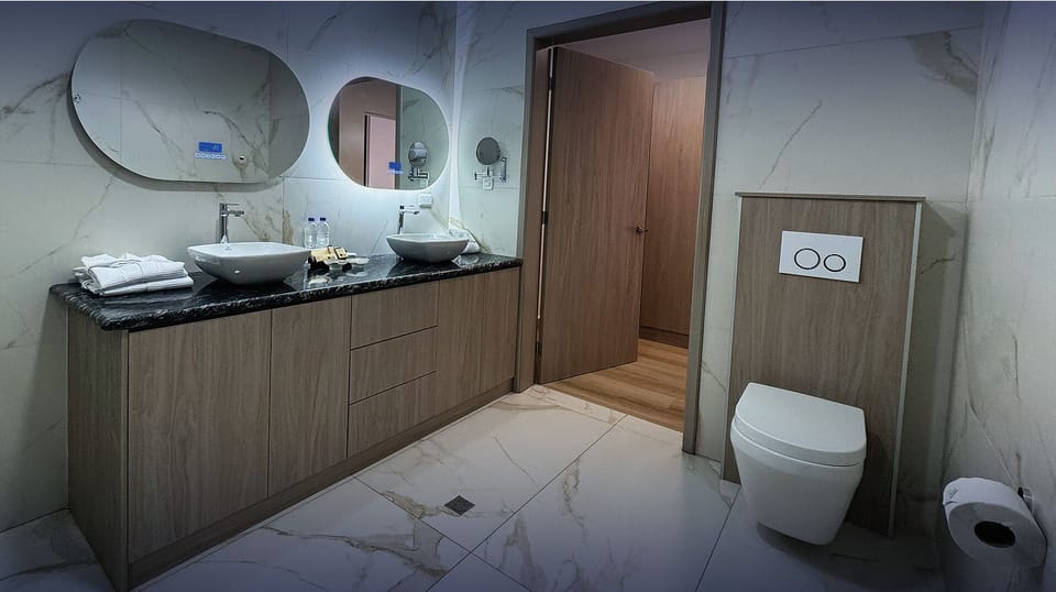 In-room safe, desk, blackout drapes, WiFi (free)