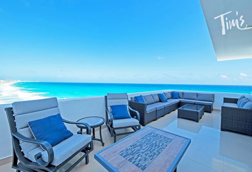 Penthouse 1 of 2.   With Penthouse Combo #312 you have 8 bedrooms and 6 bathrooms with showers.  The front doors to each unit are 3 steps away from one another on the Penthouse Level.  Both units face the ocean.