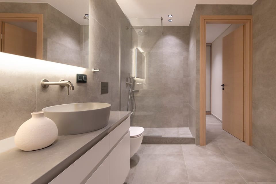 Luxury Studio, Garden View | Bathroom