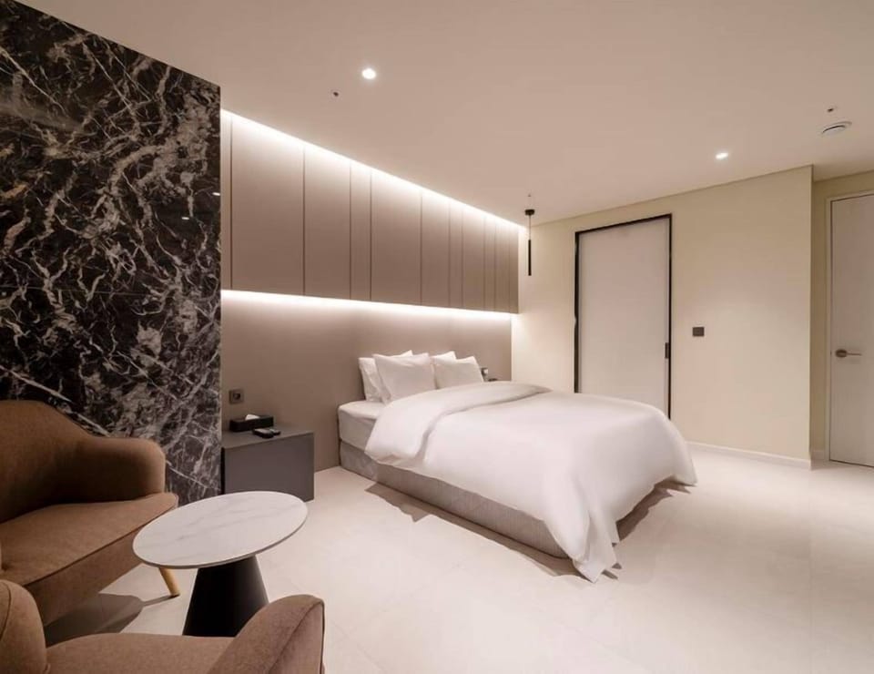 Deluxe Double Room | Free WiFi