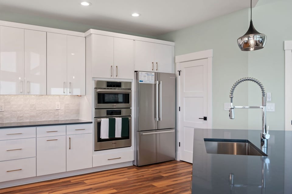 NH599: Nags Head 599 | TL Kitchen Area 