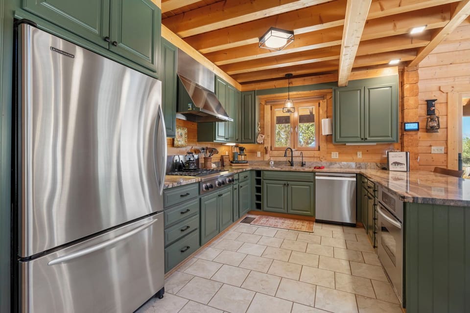 Fully Stocked Kitchen