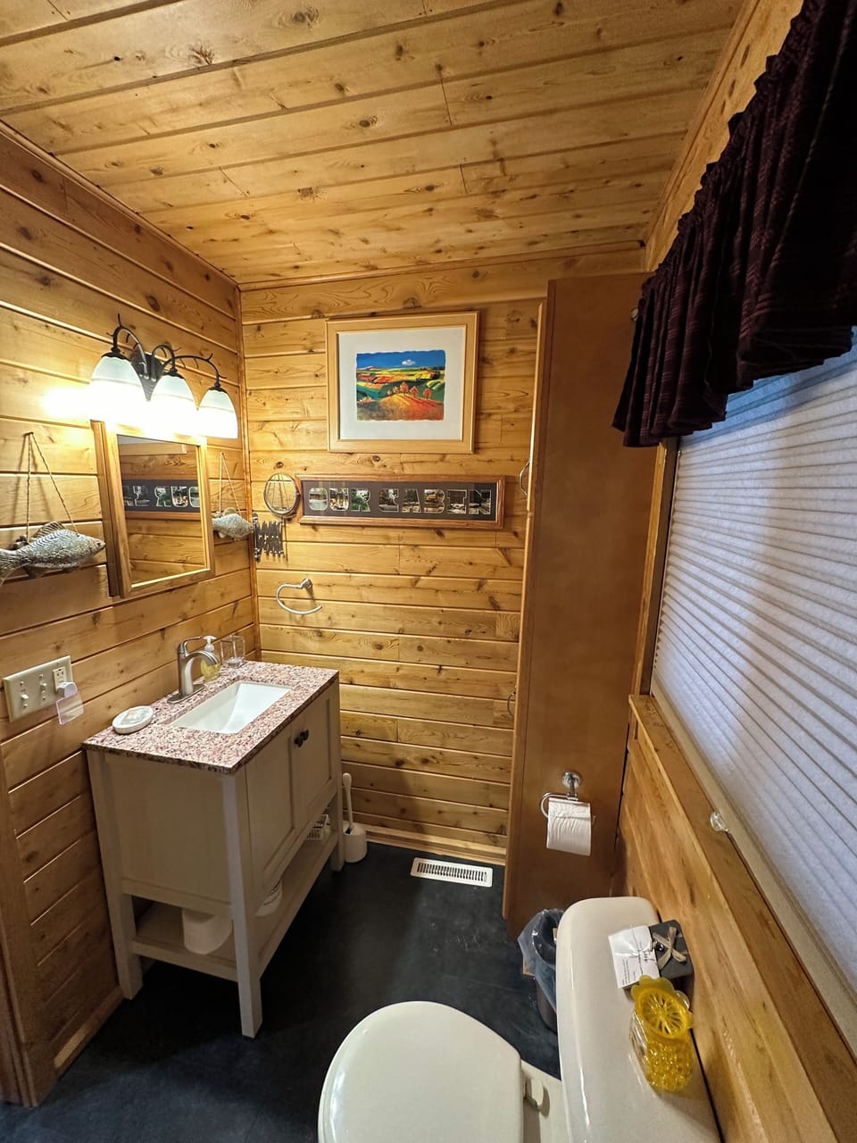 Main bathroom.
