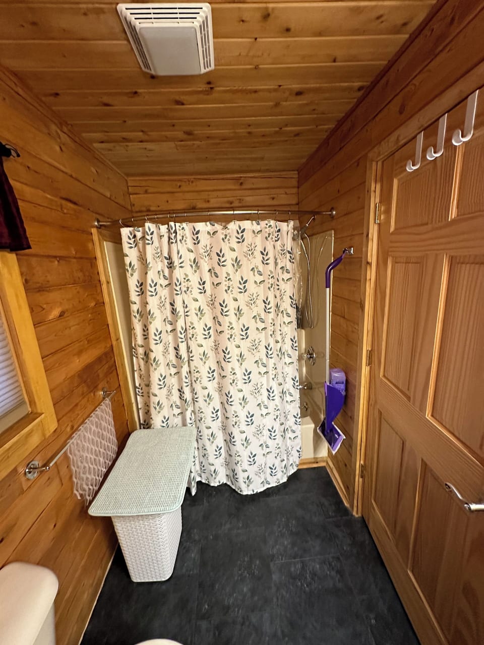 Main bathroom.