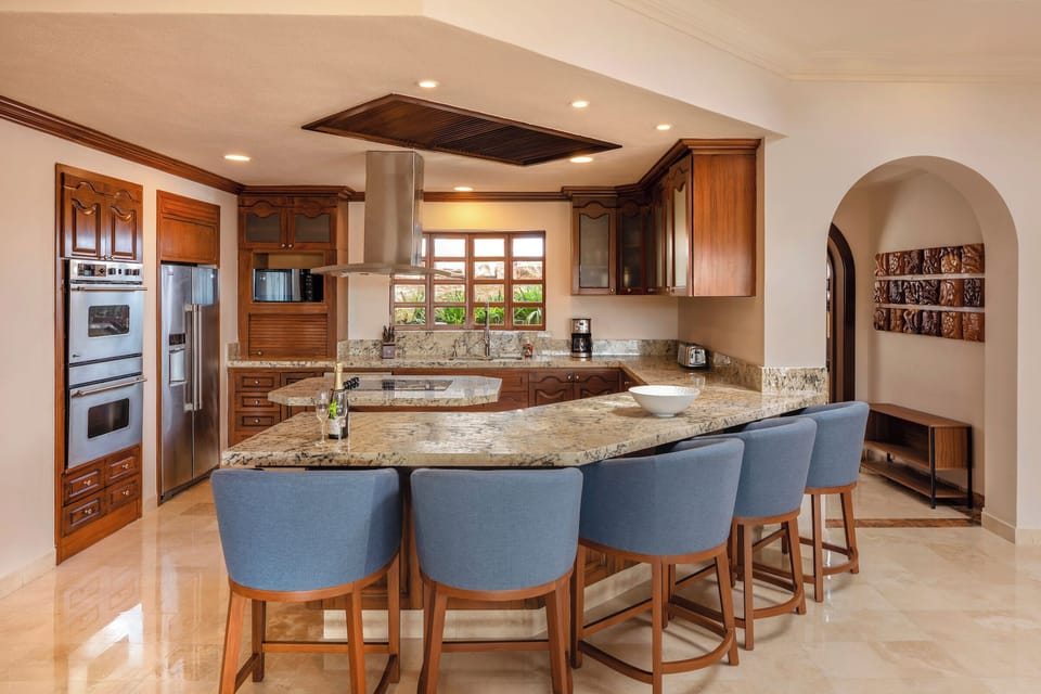 Large open kitchen area