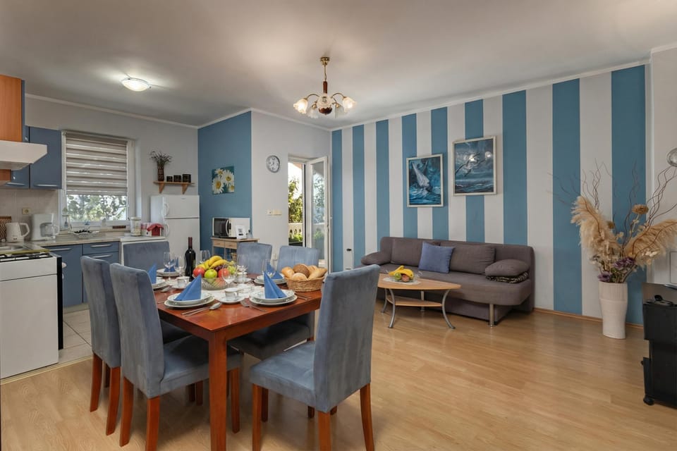 Living and dining room