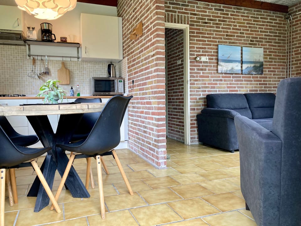 House, 2 Bedrooms, Terrace | Interior