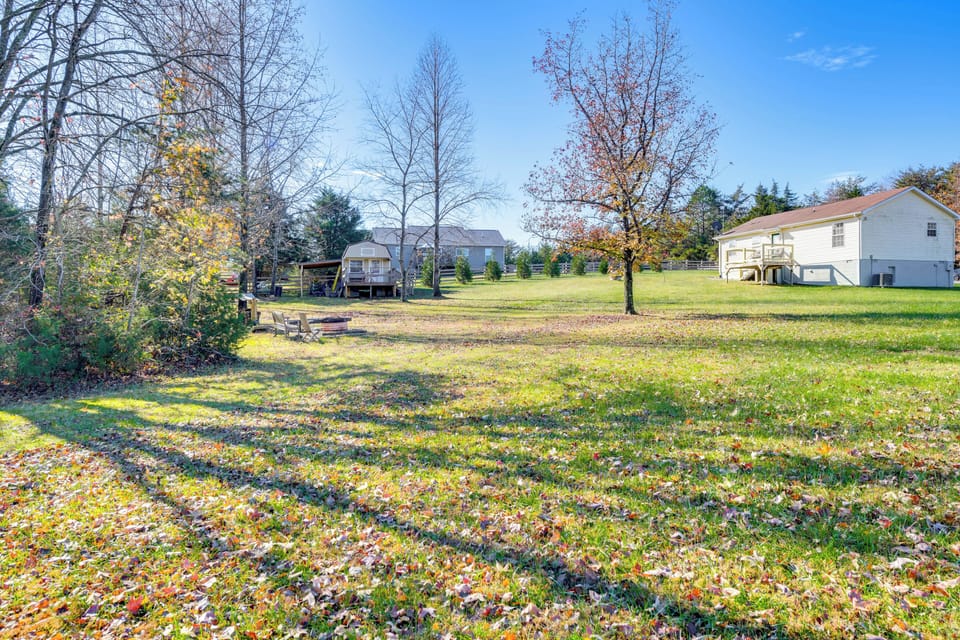 Mineral Vacation Rental | 3BR | 2BA | 1,036 Sq Ft | 4 Steps Required