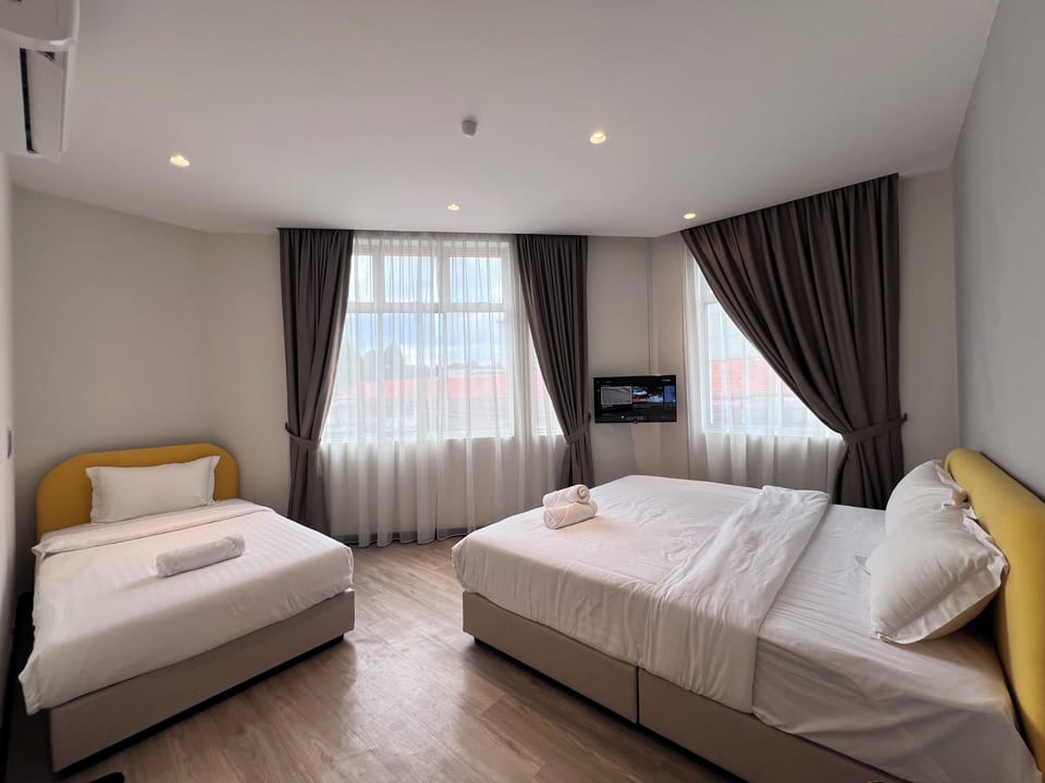 Deluxe Triple Room | Free WiFi