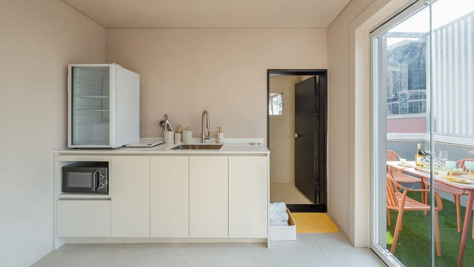 Basic Room, 2 Bedrooms (private gamseong dokchae) | 2 bedrooms, soundproofing, free WiFi