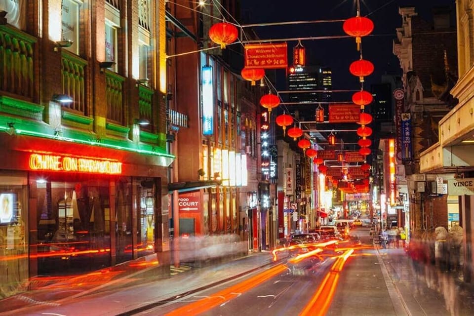 Only a 2min walk to Chinatown.