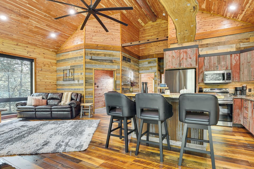 House (2 Bedrooms) | Interior
