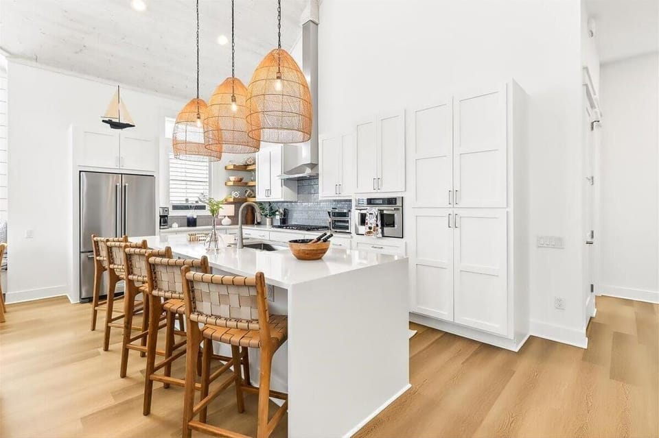 2nd Floor, Kitchen