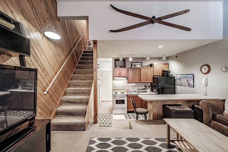 Living/dining/kitchen
