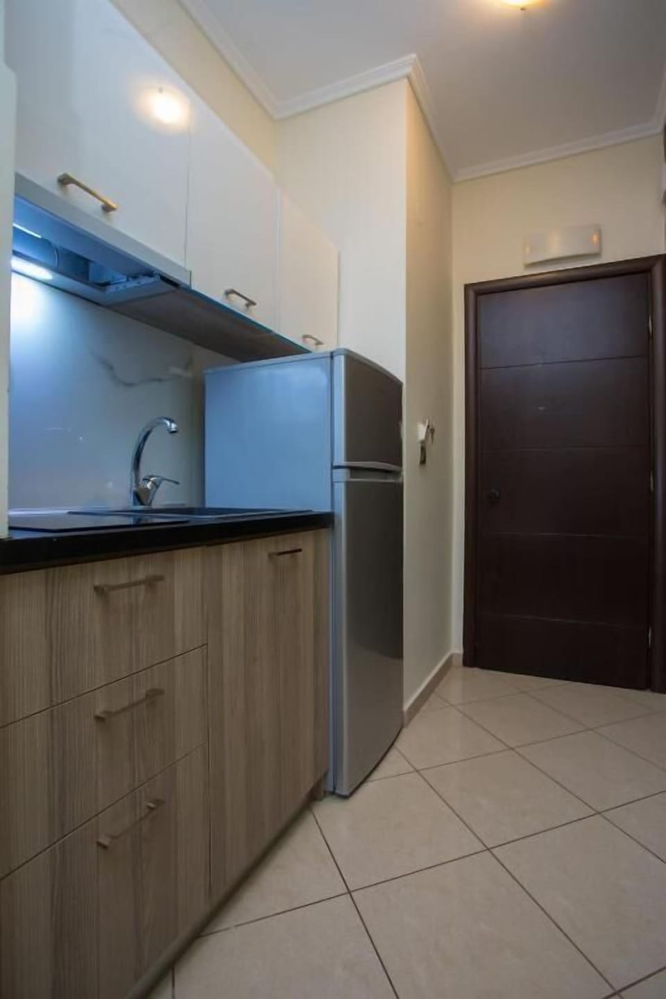 Family Room | Private kitchen | Mini-fridge, stovetop