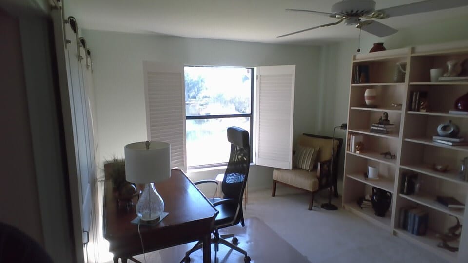Off of the living room is a den with pull out commfy sleeper sofa for 2.