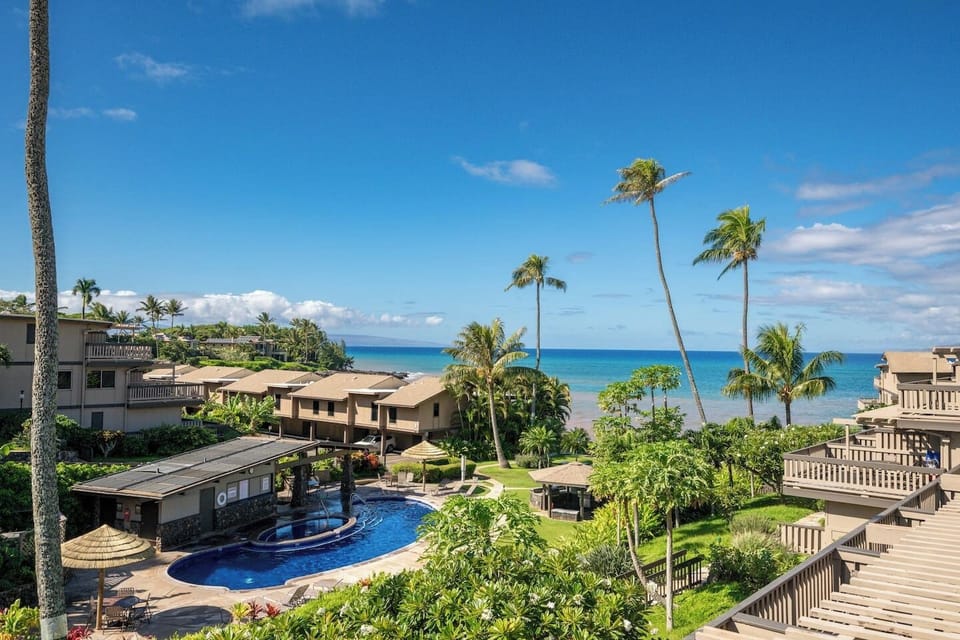 Photo taken from upper Lanai