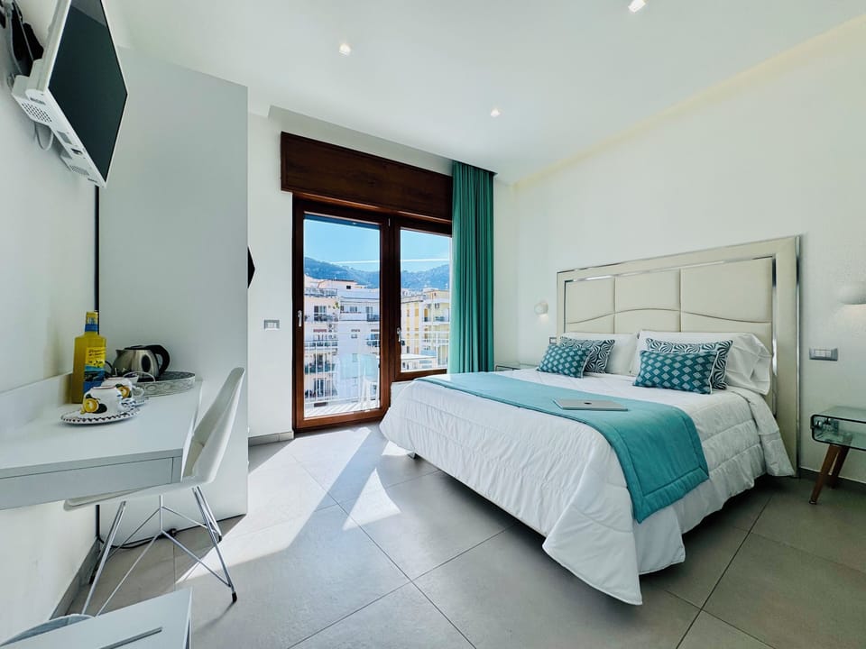 Deluxe Double Room, Balcony, City View | In-room safe, free WiFi