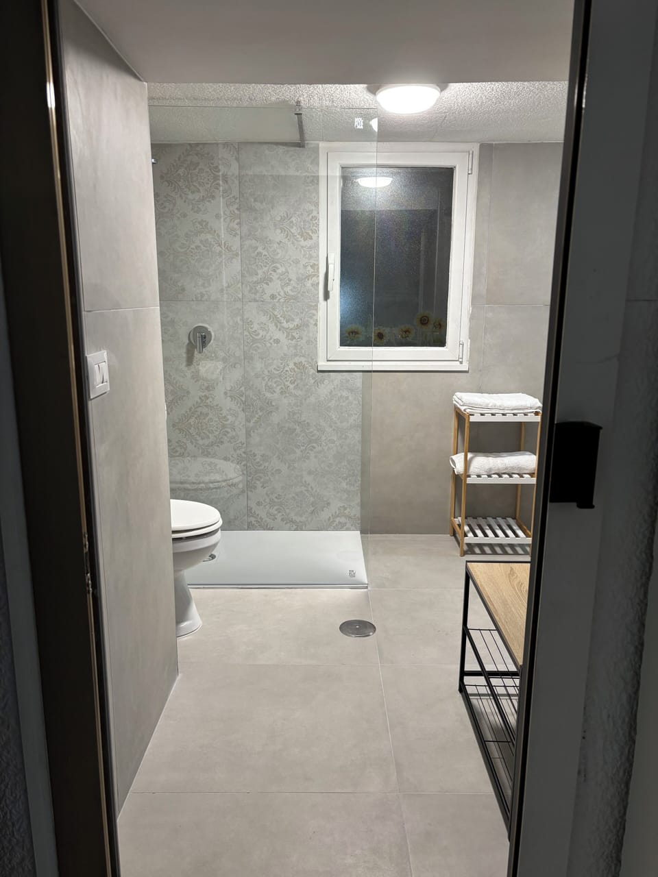 Family Studio | Minibar, blackout drapes, iron/ironing board, free WiFi