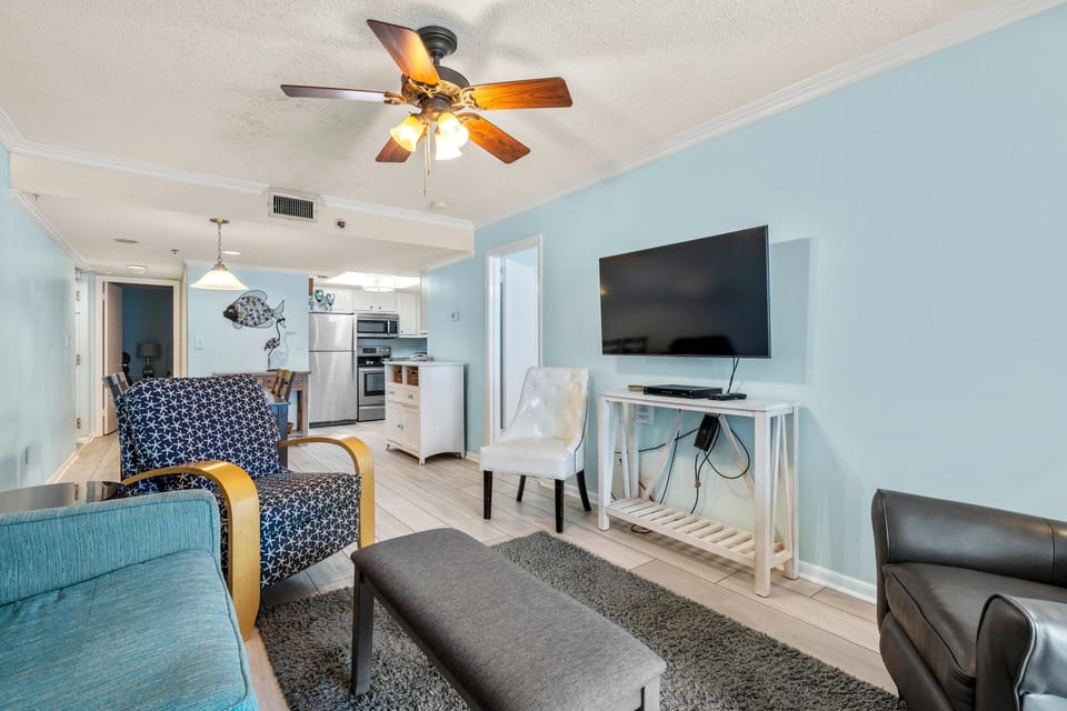 Condo, Multiple Beds (Phoenix I 1097) | Living area
