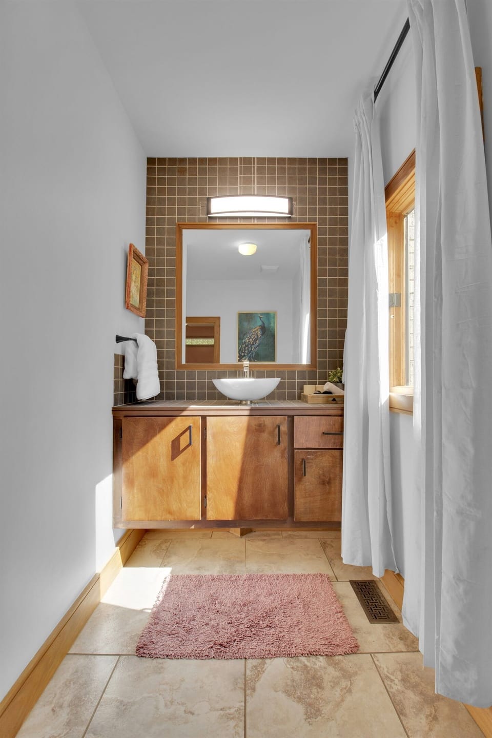 Downstairs Ensuite Bathroom