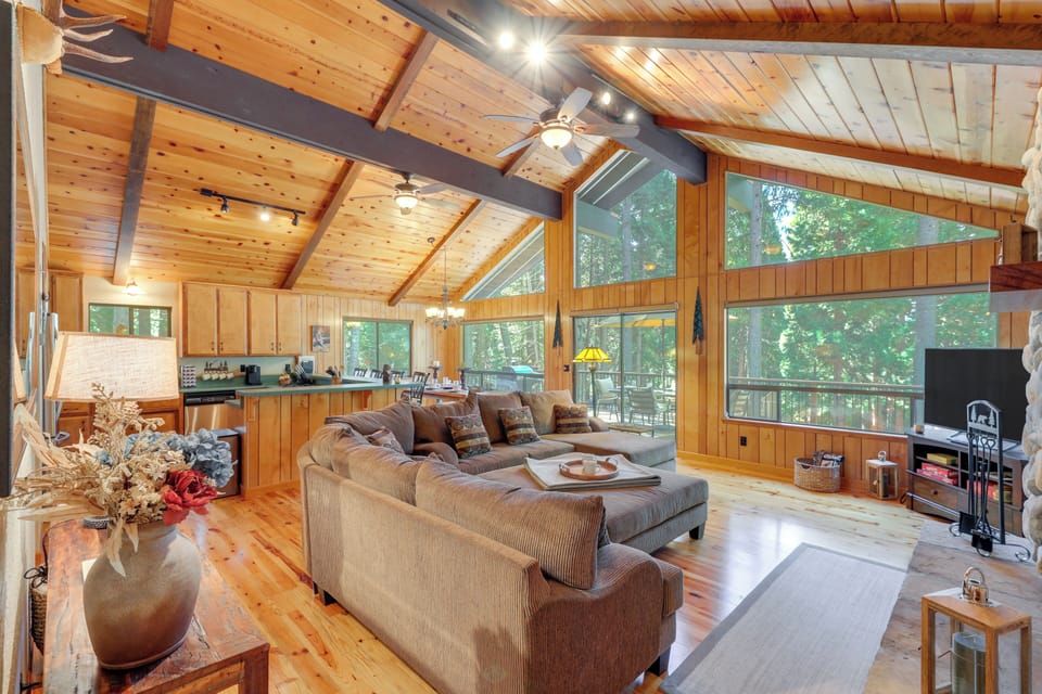 Living Room | 2-Story Cabin | Central Heating | Portable A/C Unit