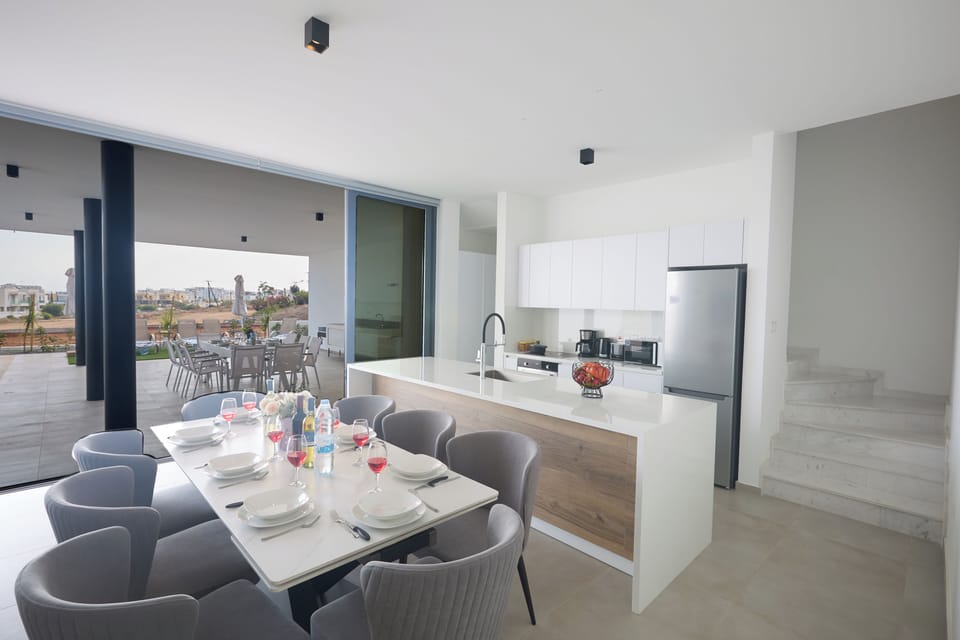 Kitchen and dining area