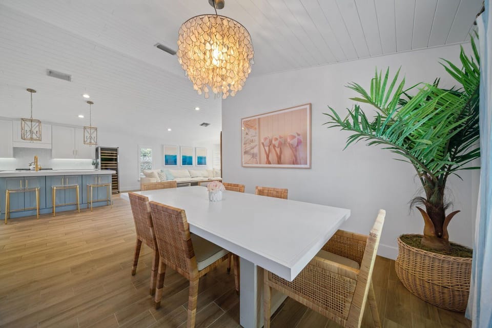 Dining table seats 6 with comfort