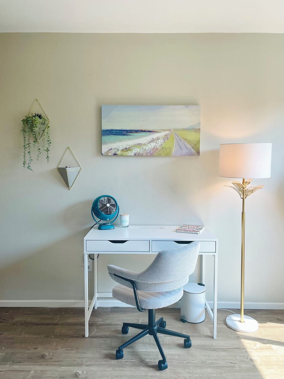 Comfy chair and desk to work at home. 
