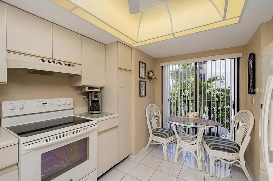 Tamarind Gulf & Bay - 2BR Near Sand & Sunset (582)