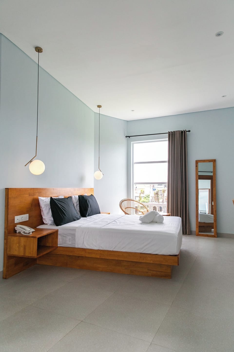 Suite | Soundproofing, iron/ironing board, free WiFi, bed sheets