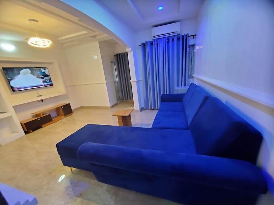Luxury Apartment, Balcony, City View | Living area