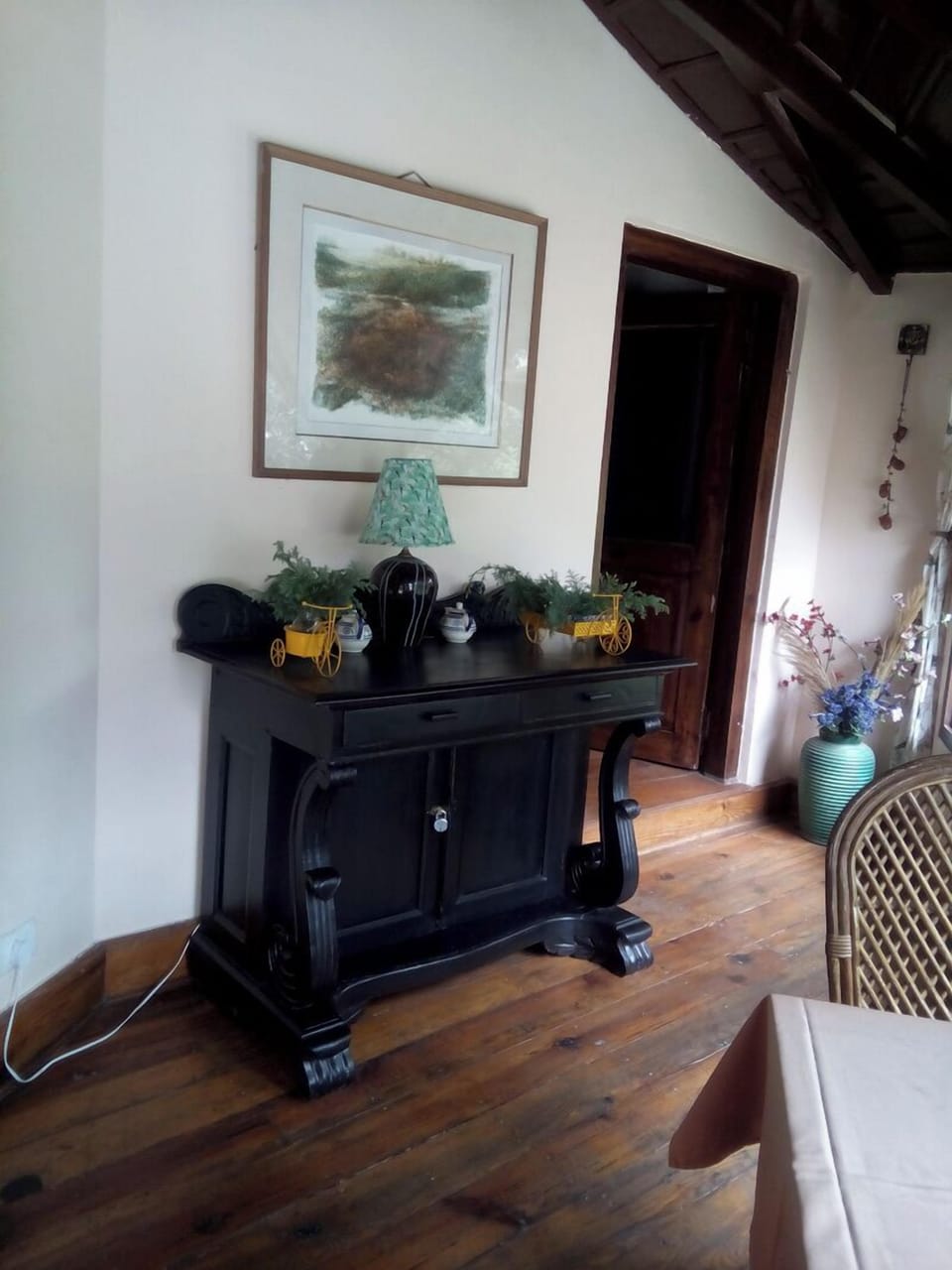 In-room safe, soundproofing, iron/ironing board, free WiFi