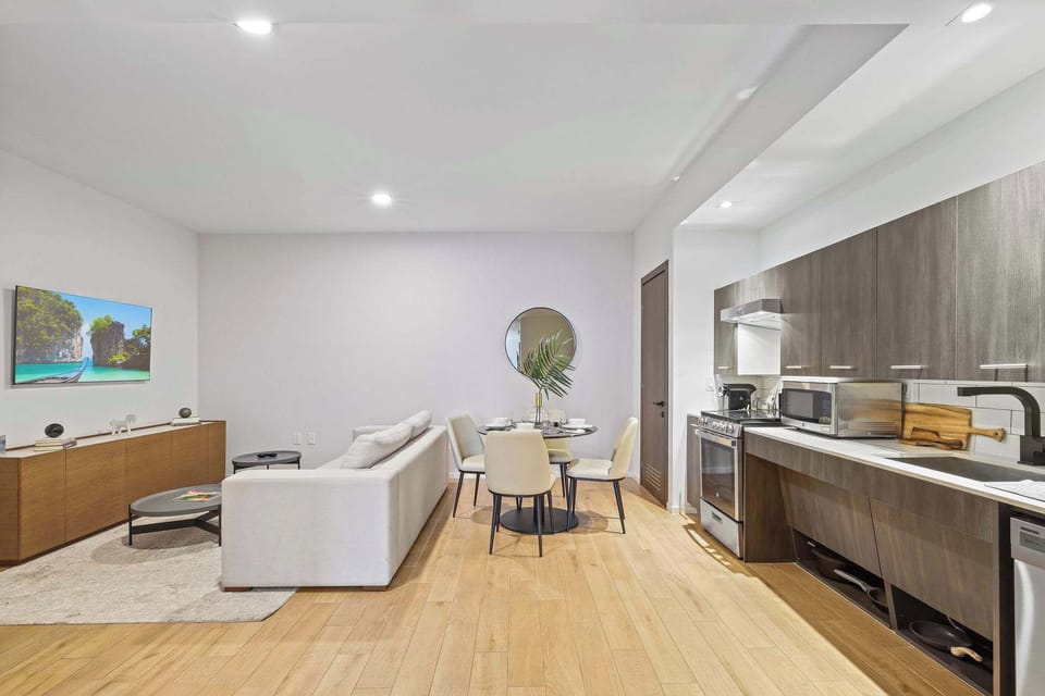 Experience modern comfort in this stylish studio with a fully equipped kitchen and cozy living area, perfect for relaxing after exploring the city.