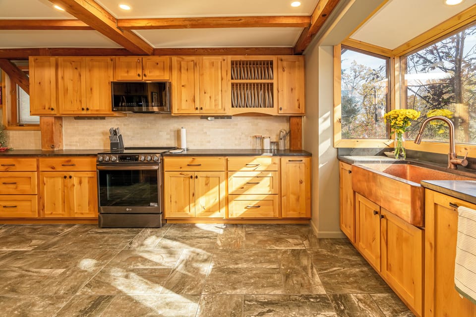 Large craftsman kitchen