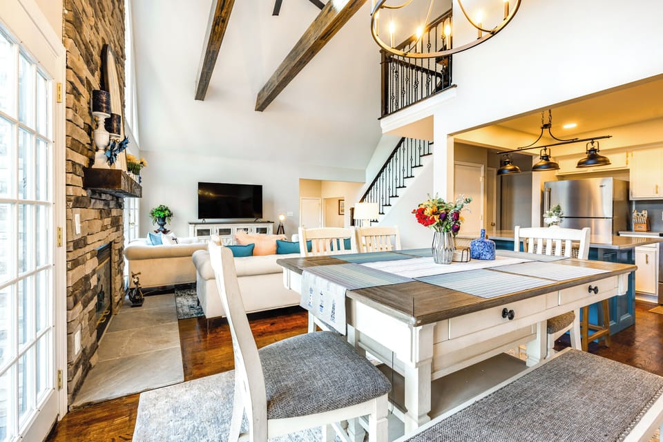 House (5 Bedrooms) | Interior