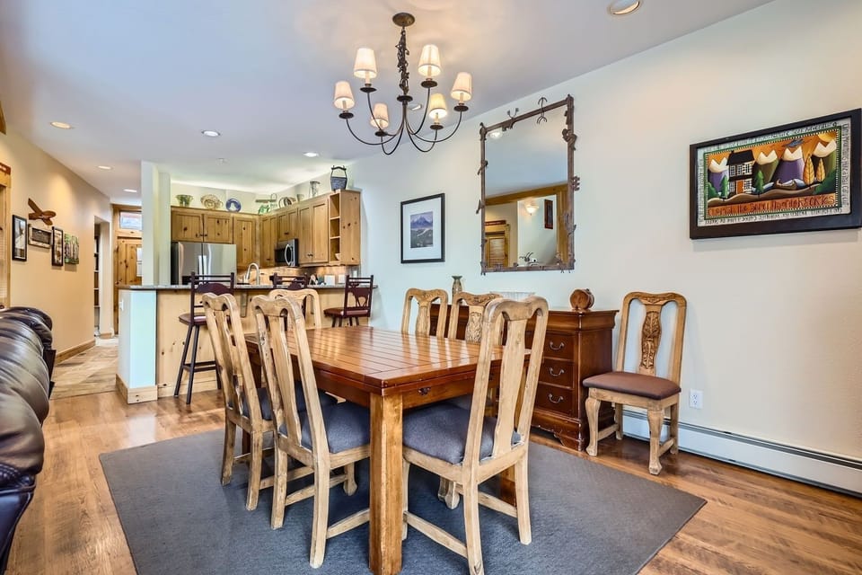 Townhome, 3 Bedrooms | Dining