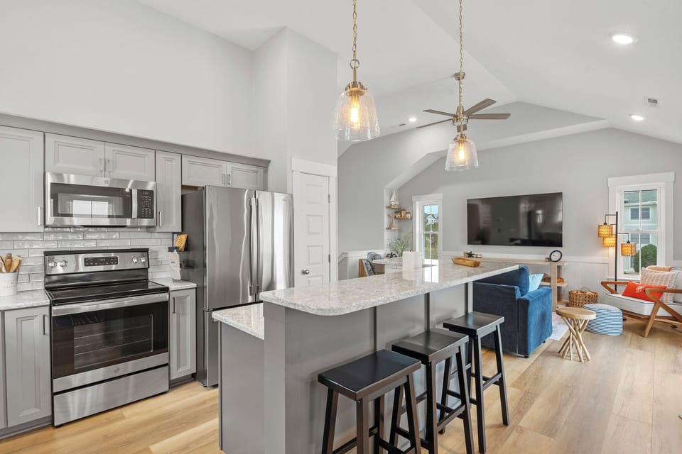 WR449: Juniper Hill | Top Level Kitchen