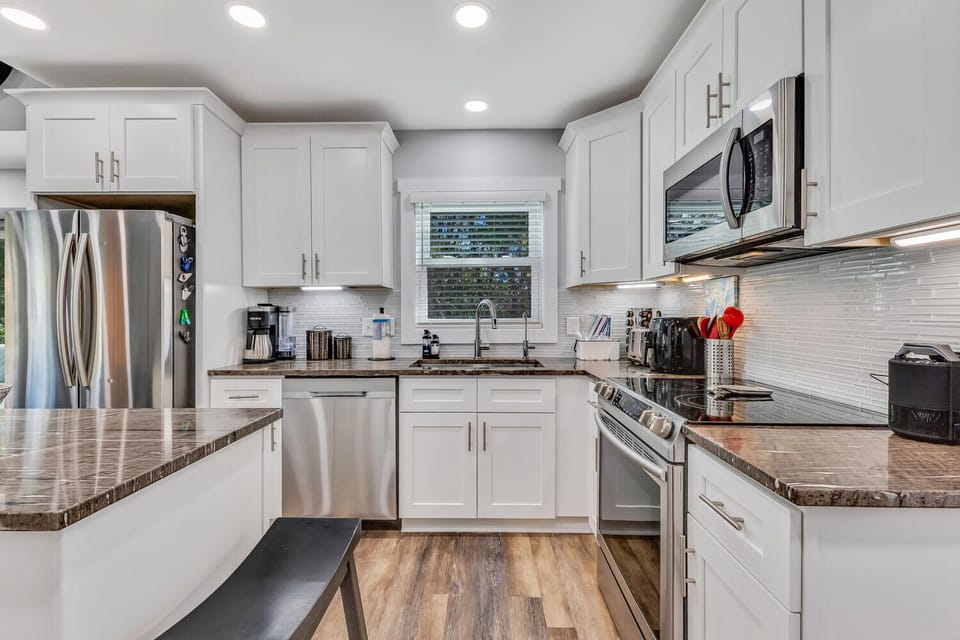 Kitchen (1st Floor)