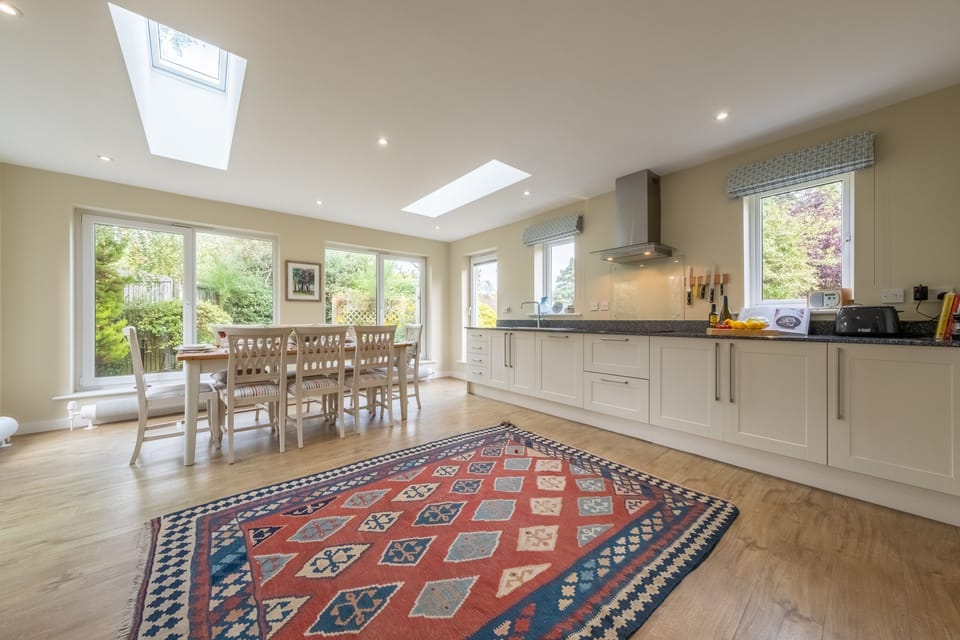 Corner Cottage, Brancaster: A light and spacious kitchen diner