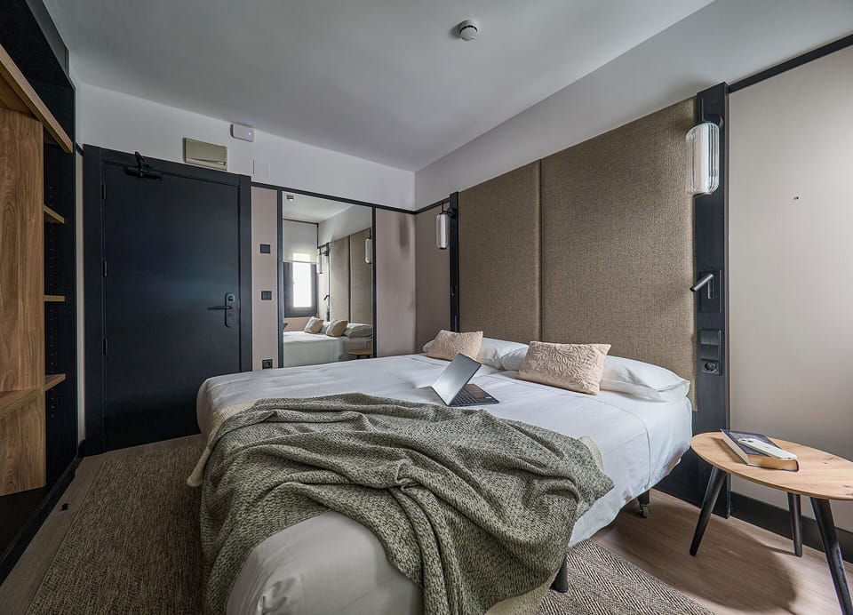 Double Room | Free cribs/infant beds, free WiFi, bed sheets