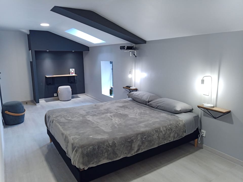 Comfort Double Room, Garden View | Laptop workspace, WiFi (free)