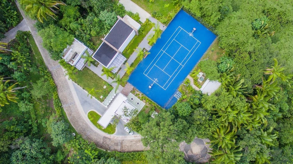Sport court