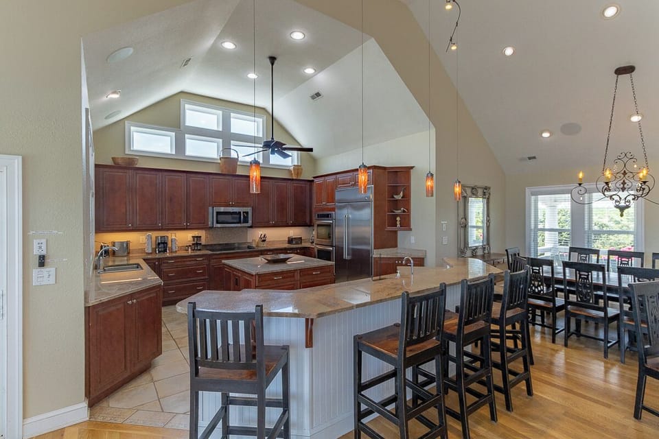 Top Level Kitchen
