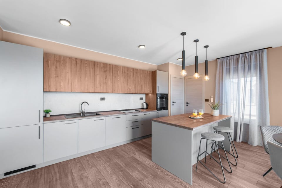 Villa | Private kitchen | Electric kettle, toaster, cookware/dishes/utensils