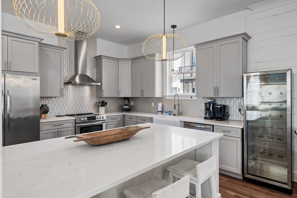 House, Multiple Beds (Palm Paradise) | Private kitchen | Oven, toaster